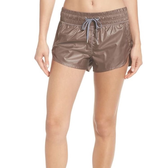 Zella Pants - NWOT Zella Versa Woven Shorts